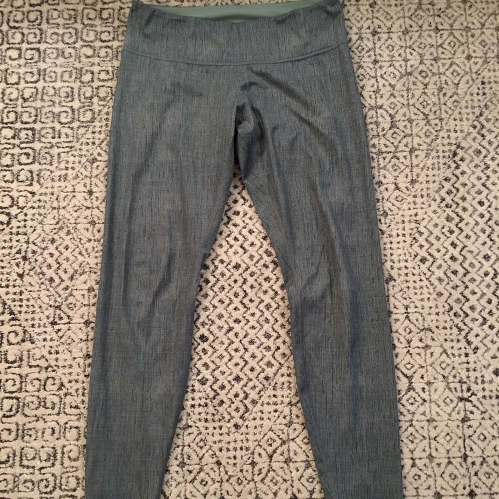 Full length Lululemon leggings (Army Green)